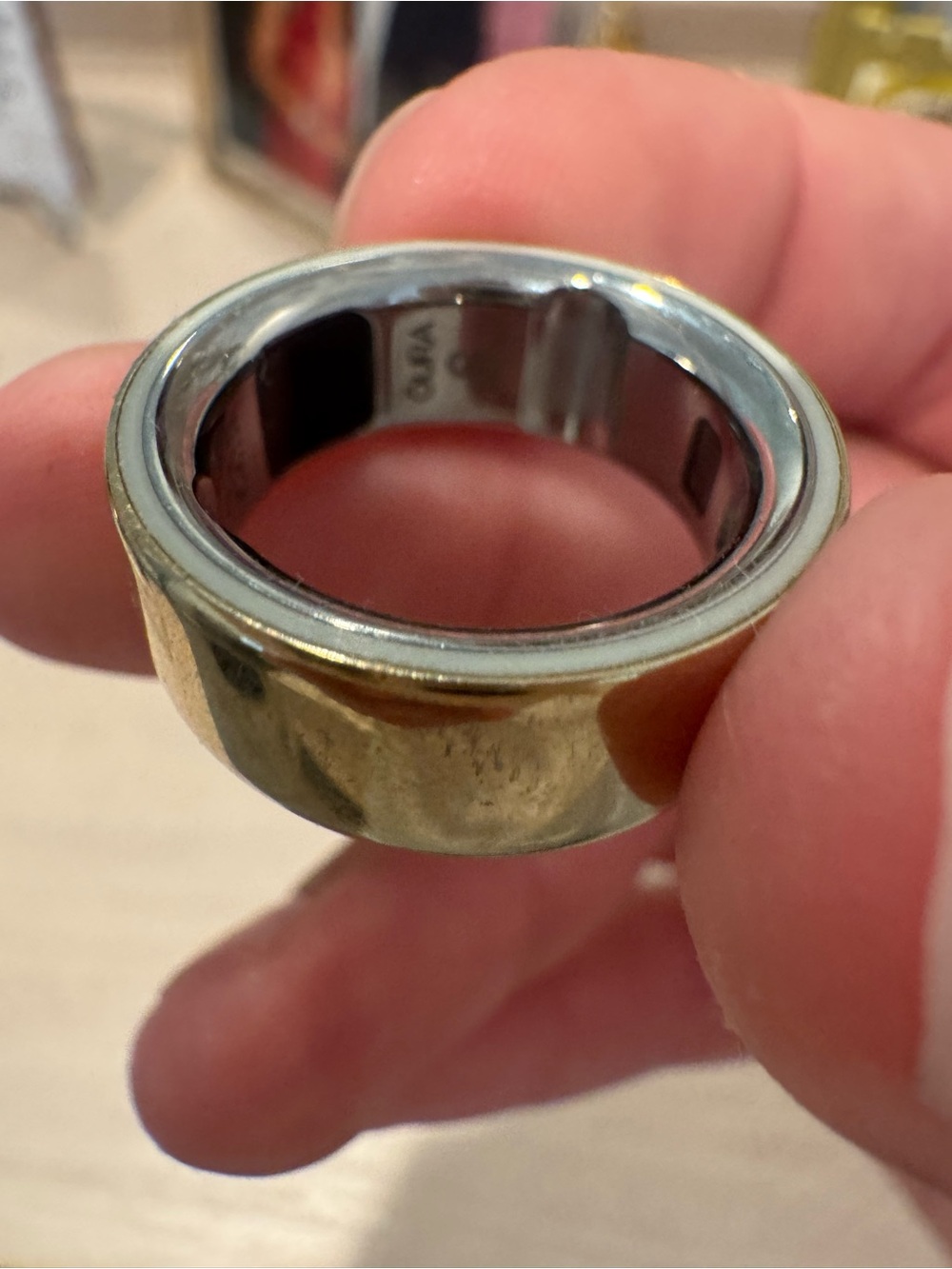 Oura Ring 4 - Gold - Size 6
